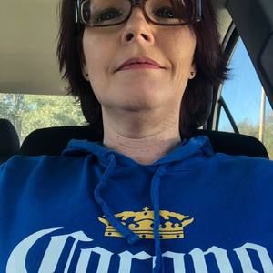 Meet your Posher, Corina